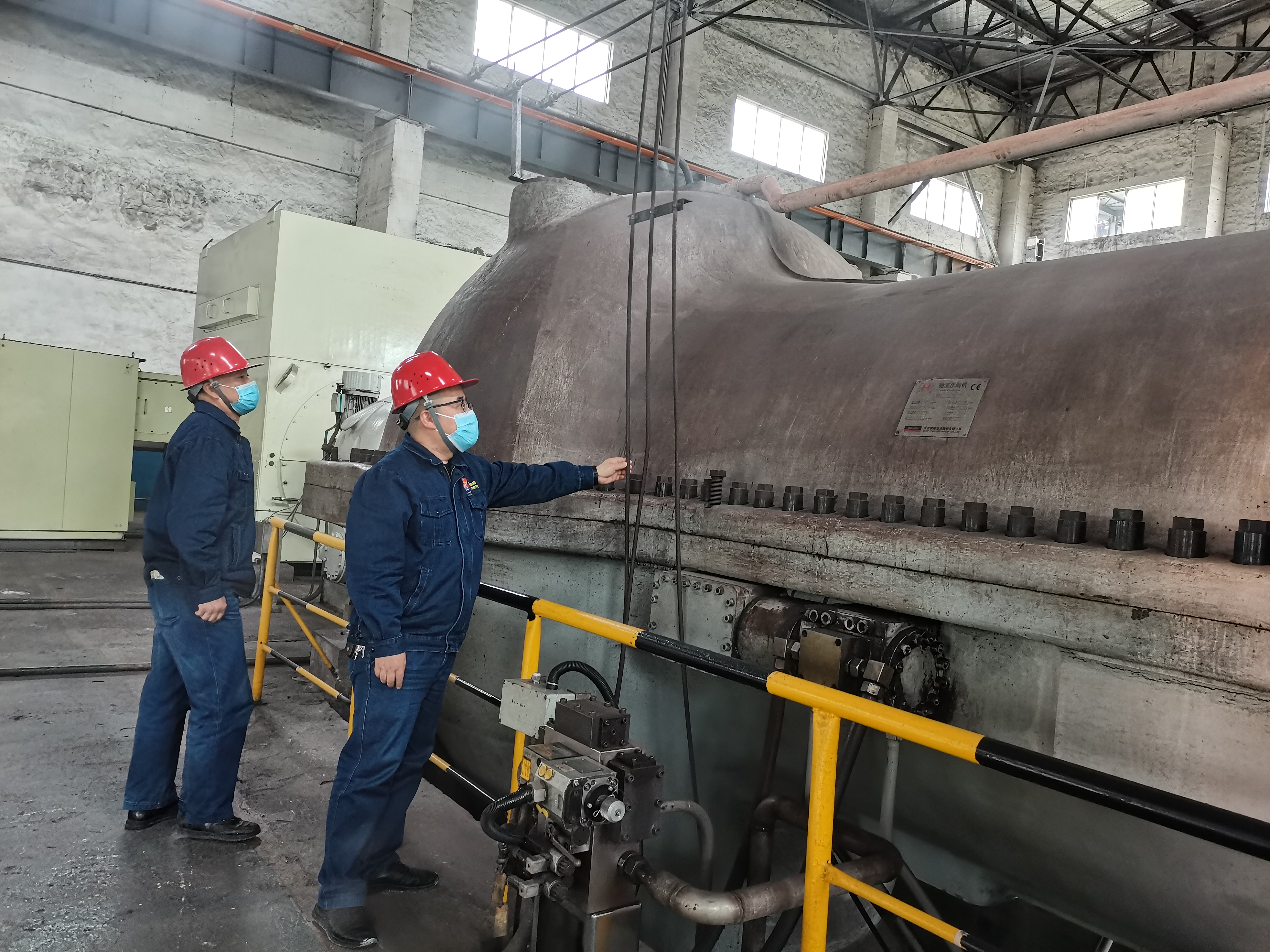 ��Ŀ�ˡ� �ѷ���׌����ȫ���桱��������