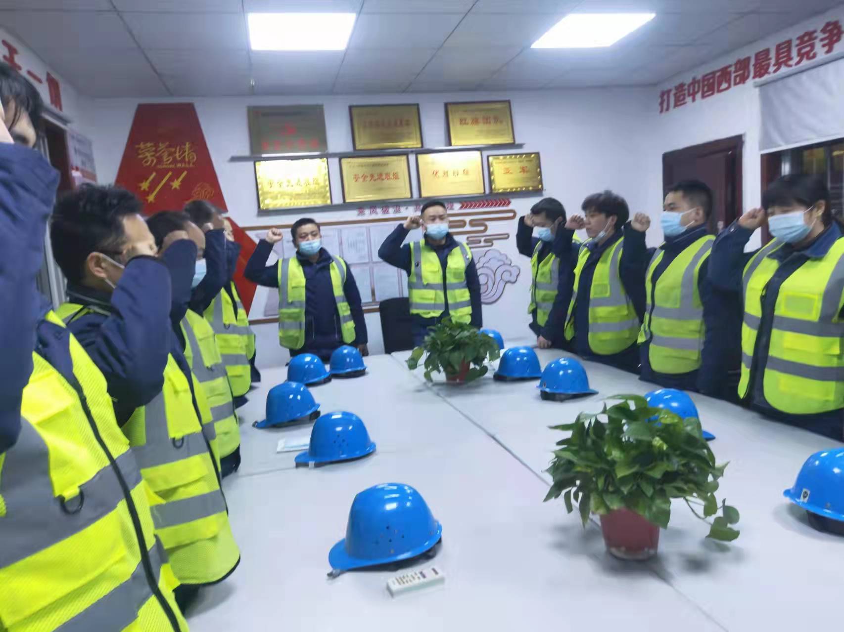 ���M(j��n)��ȫ��M�Ļ�   ���θ��|(zh��)���l(f��)չ��ʯ