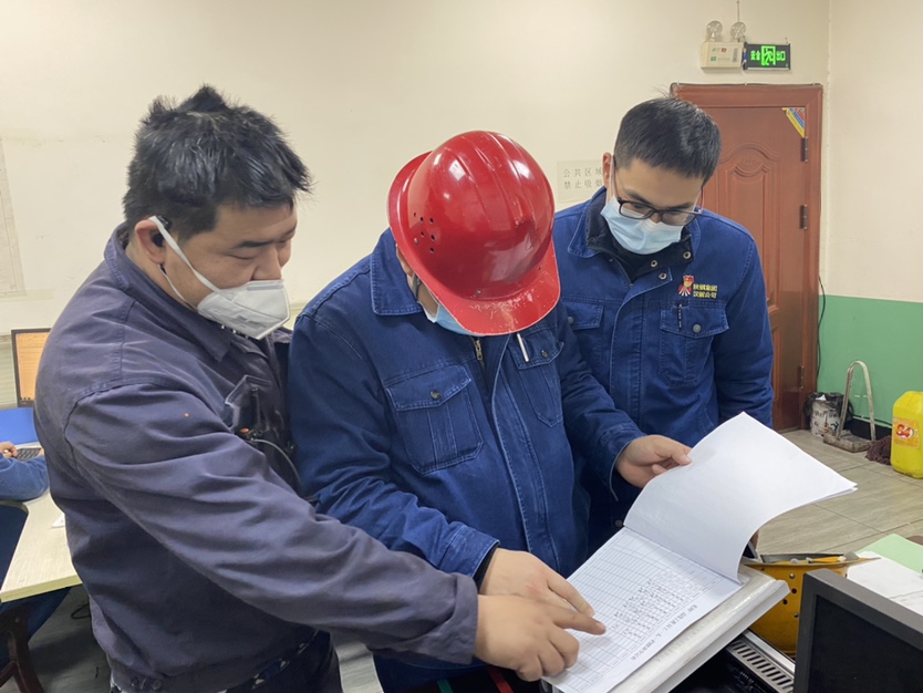 �����e�롱�����oί�O��   �����������