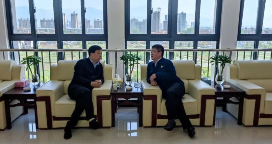 �й��ž��h�M��ӛ�����L�������˾�{��