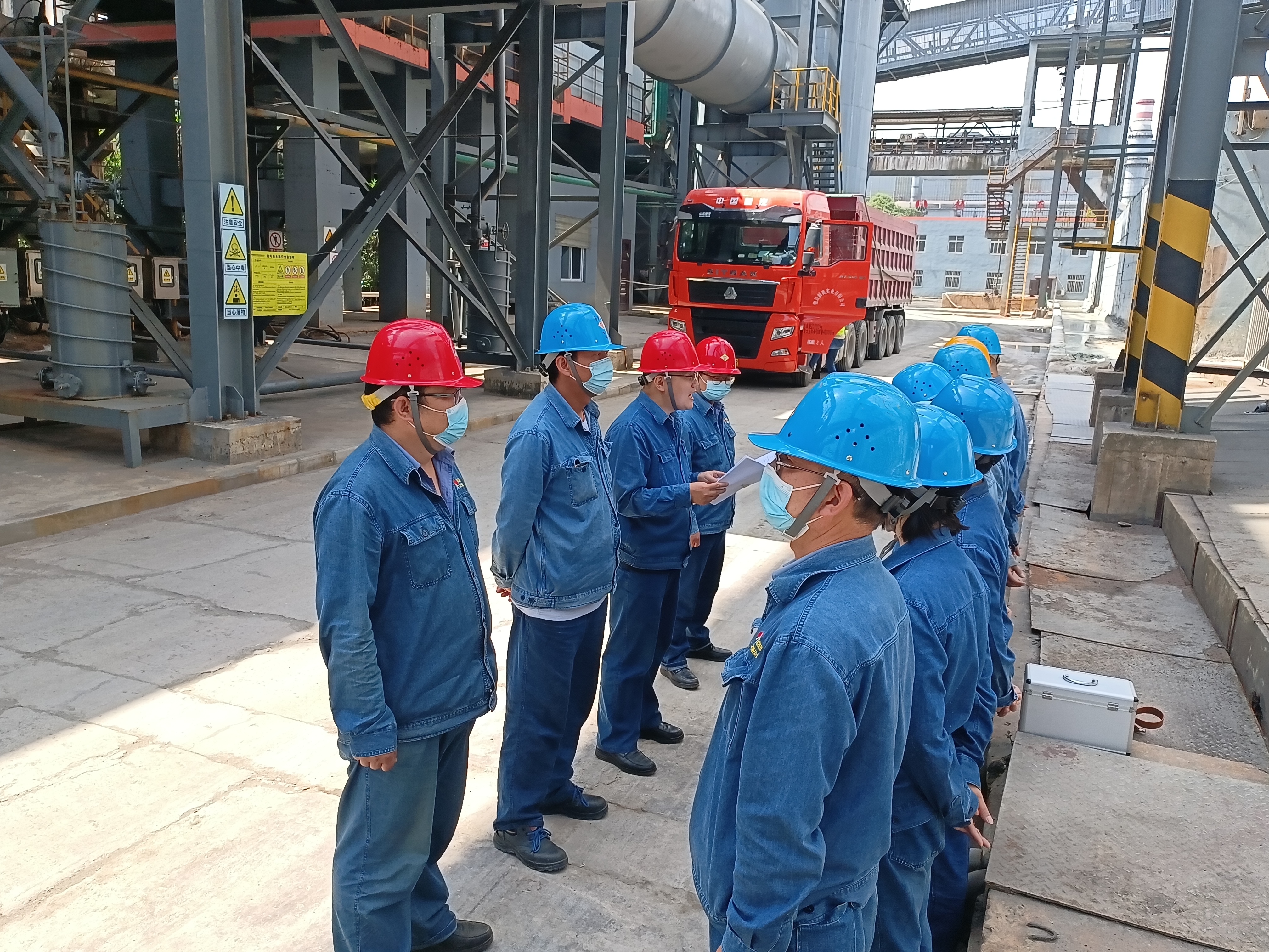 �����Ʉš����Ƒ�(y��ng)�������?c��)롰�Gɫ��ͨ��