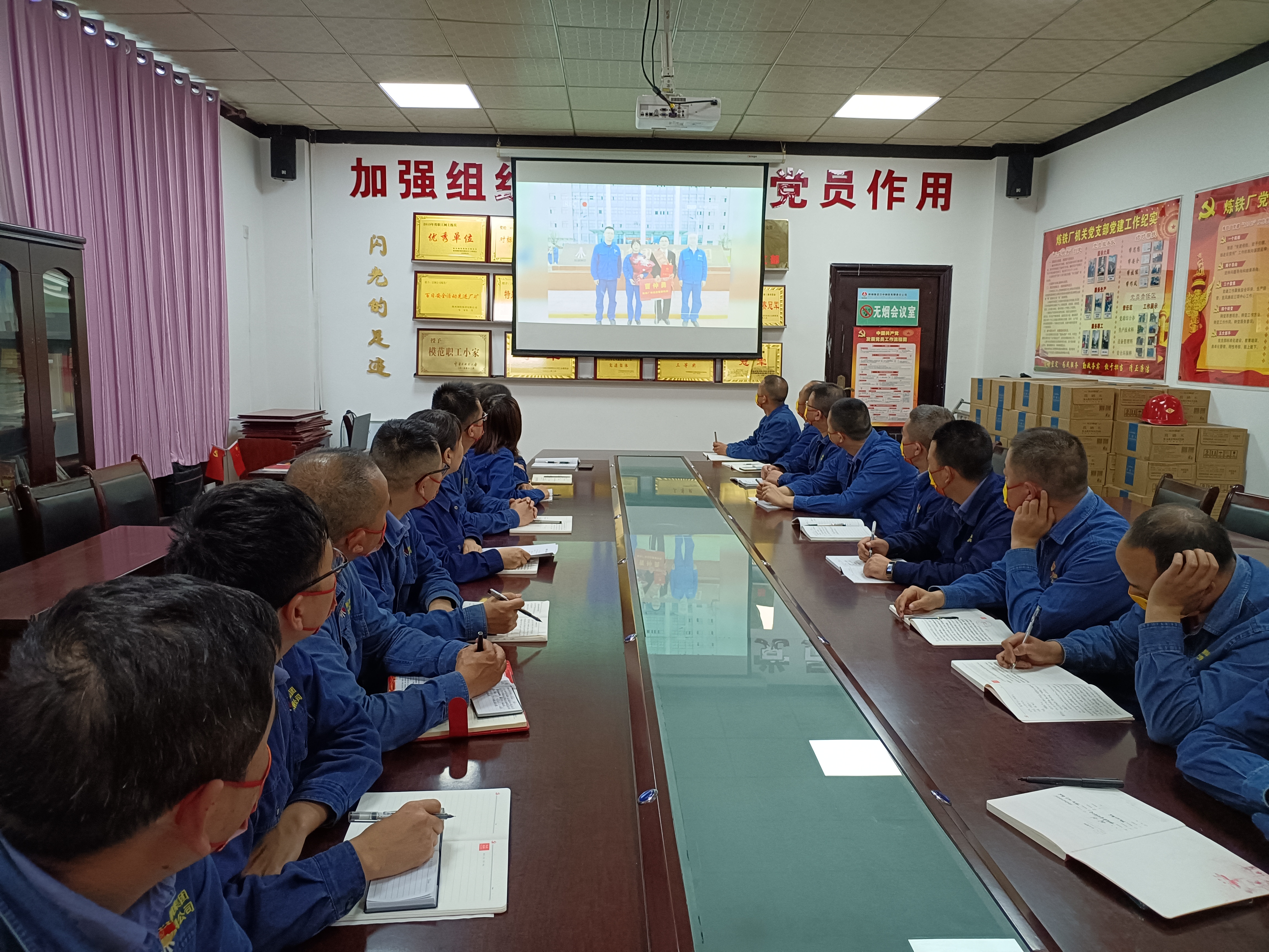 �N���^(gu��)Ӳ���L(f��ng) ��������ɫ��Ƭ��