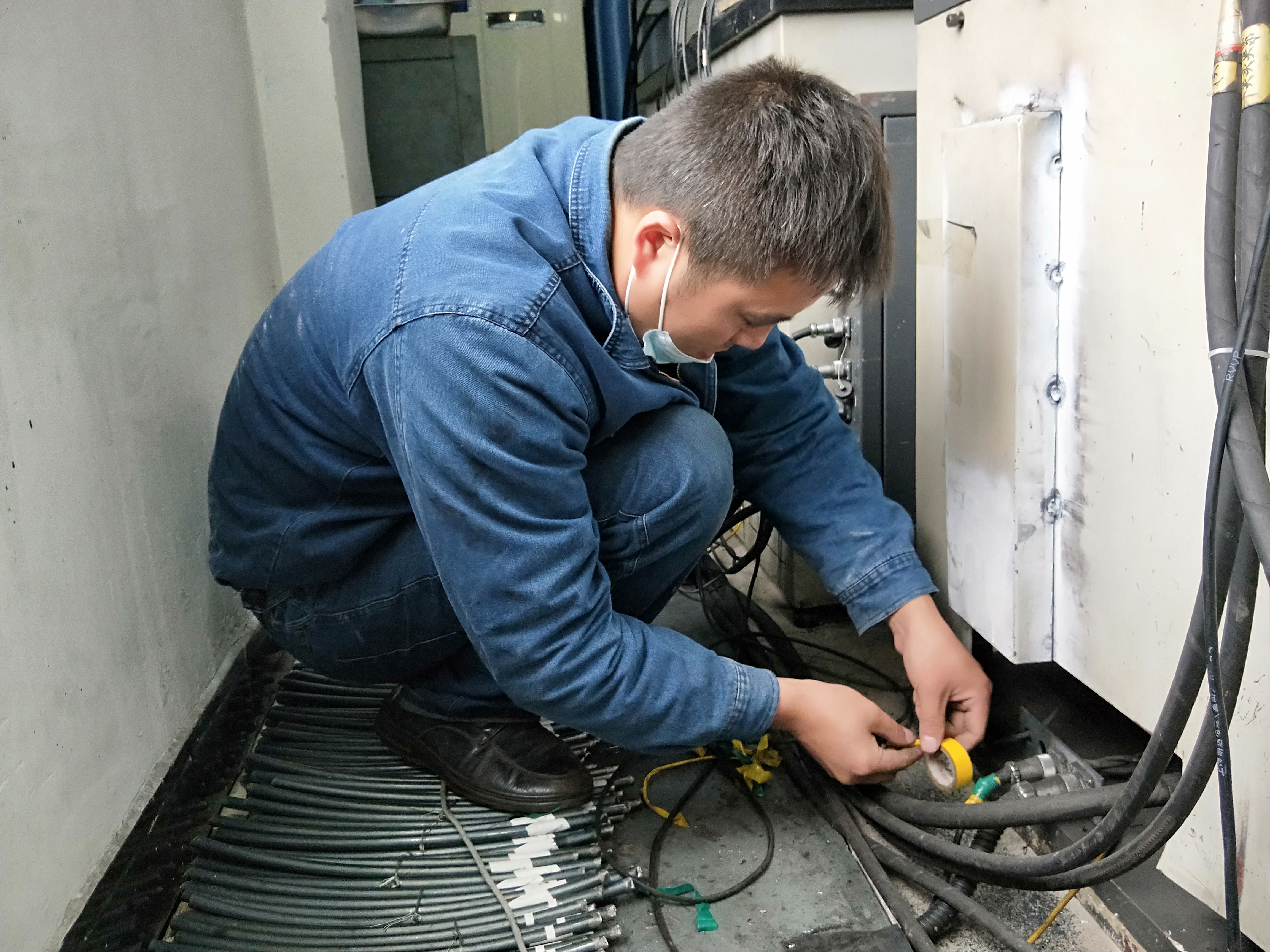 �ú����桰�R�ӡ������ΰ��հ�ȫ���ә�