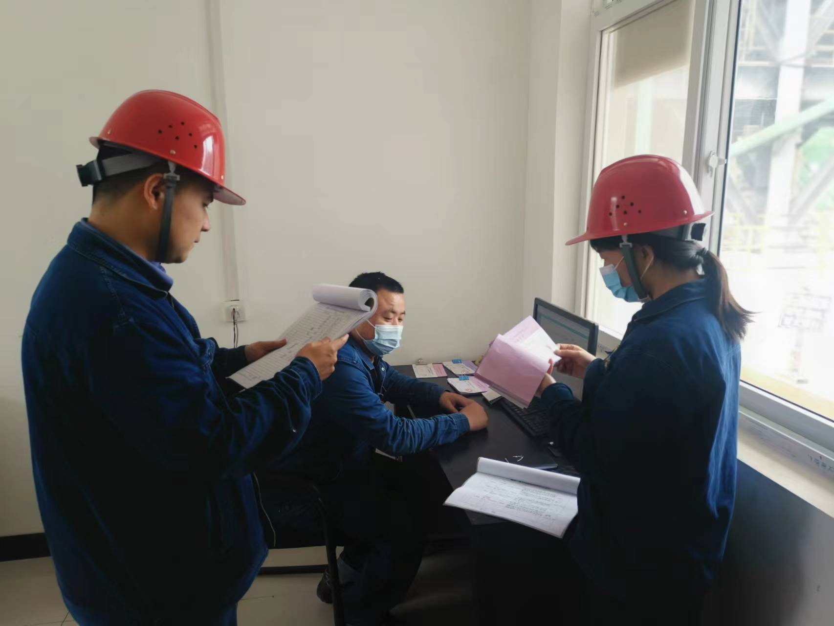 ͦ�M(j��n)����һ���� ��(ji��)�ա����ڍ���