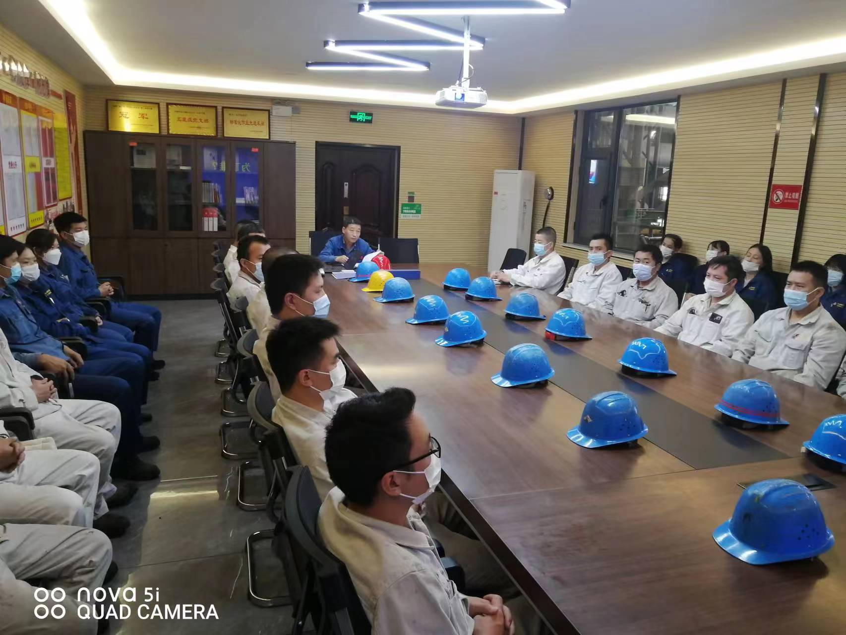 ���L��ҫ䓳� ��ȫ֮ľεȻ����