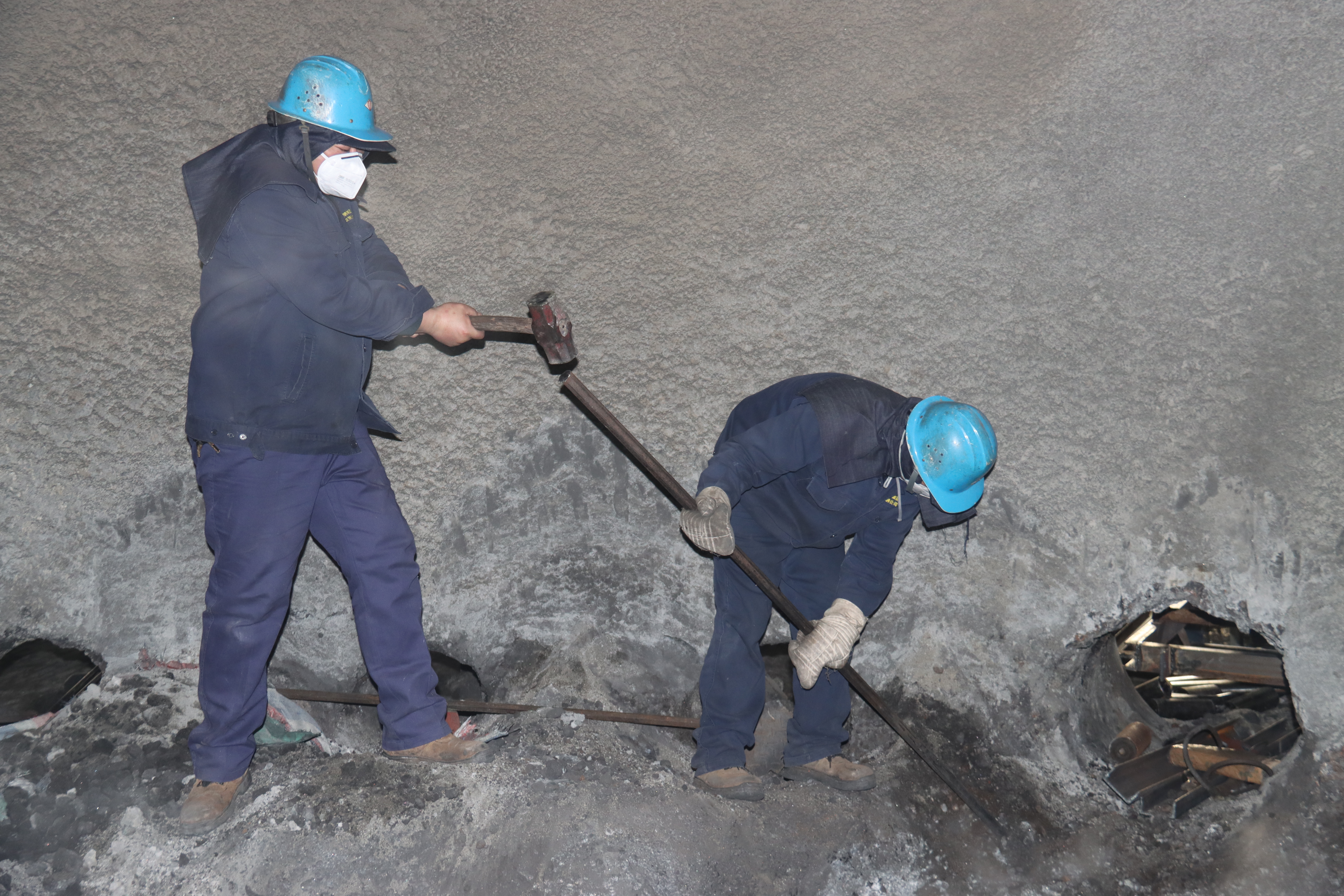 �����˲��������y�ֱ������ǳ��󺣡�