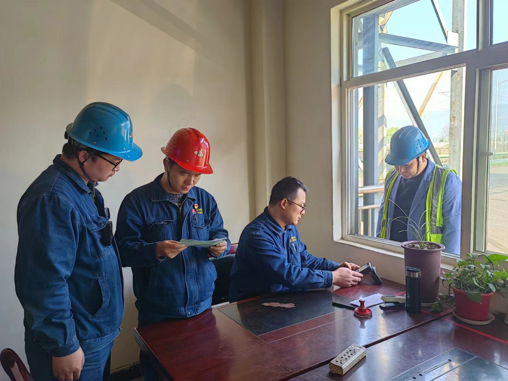 �������R�¡������M(j��n)�����h֧�����O(sh��)