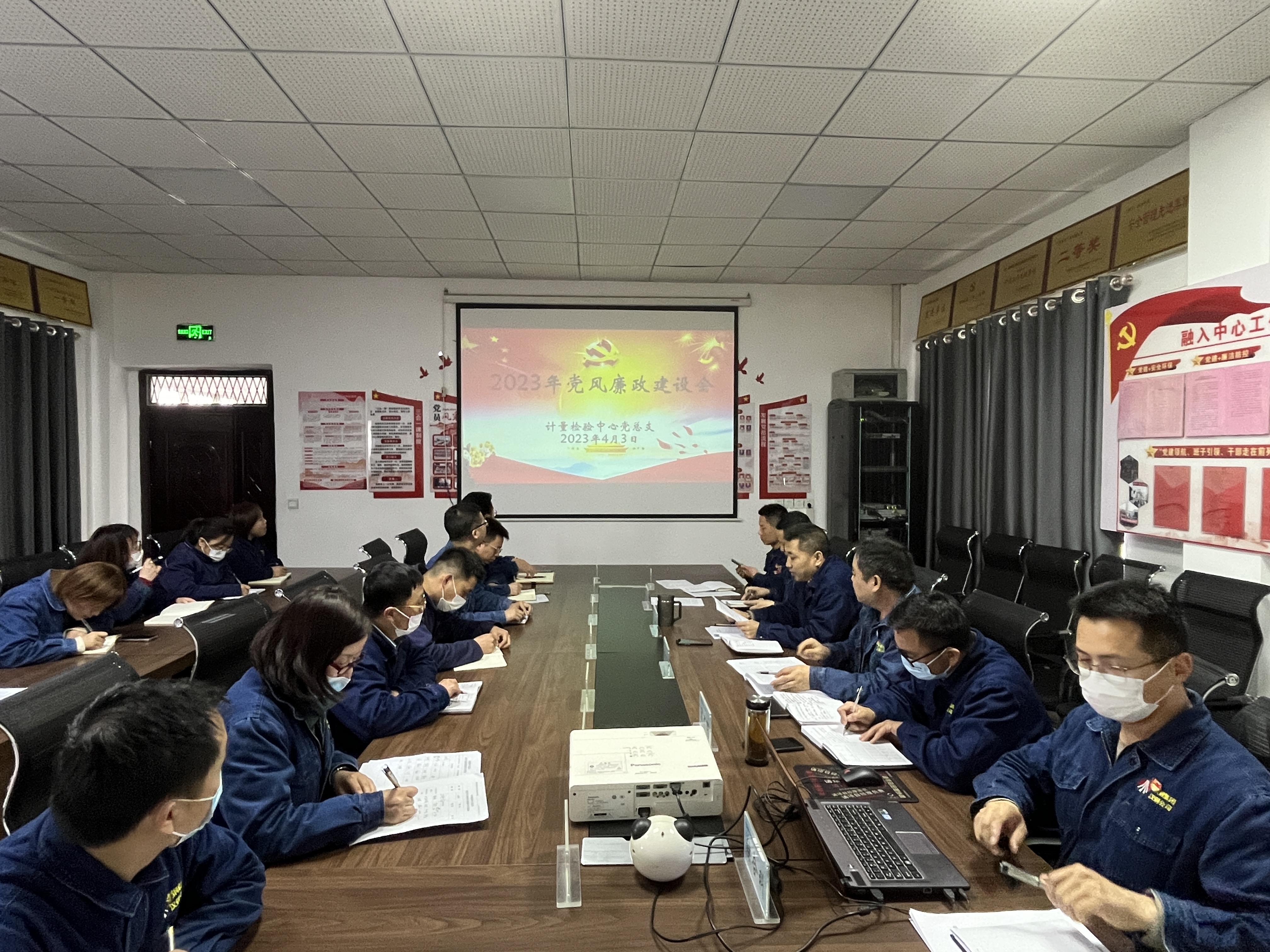 �úá������E�� ���l���L���O�»���