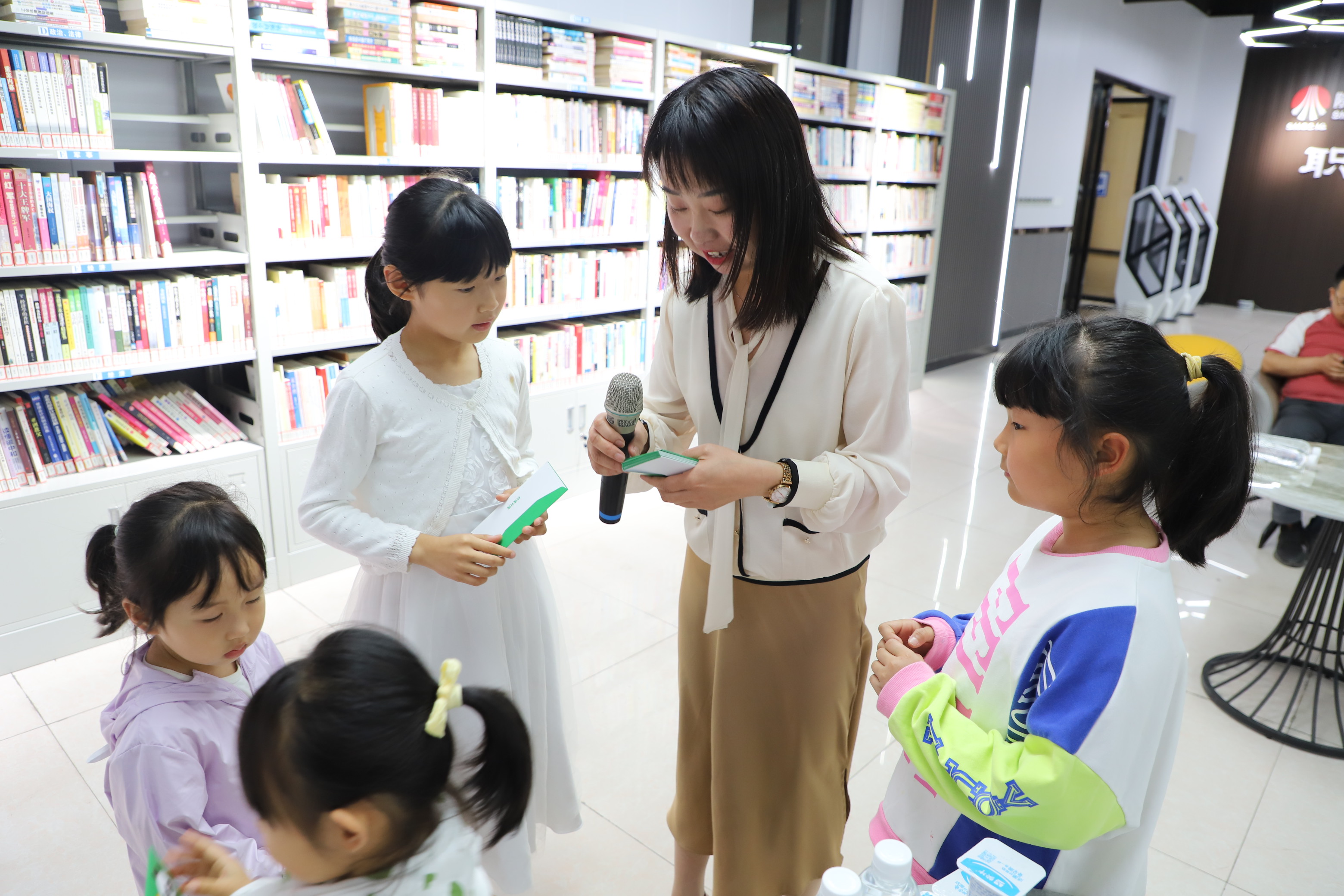 ͯ���Е� δ���Љ�(m��ng)���h䓹�˾�C(j��)�P(gu��n)����(hu��)�_չ�H����x�����������(d��ng)