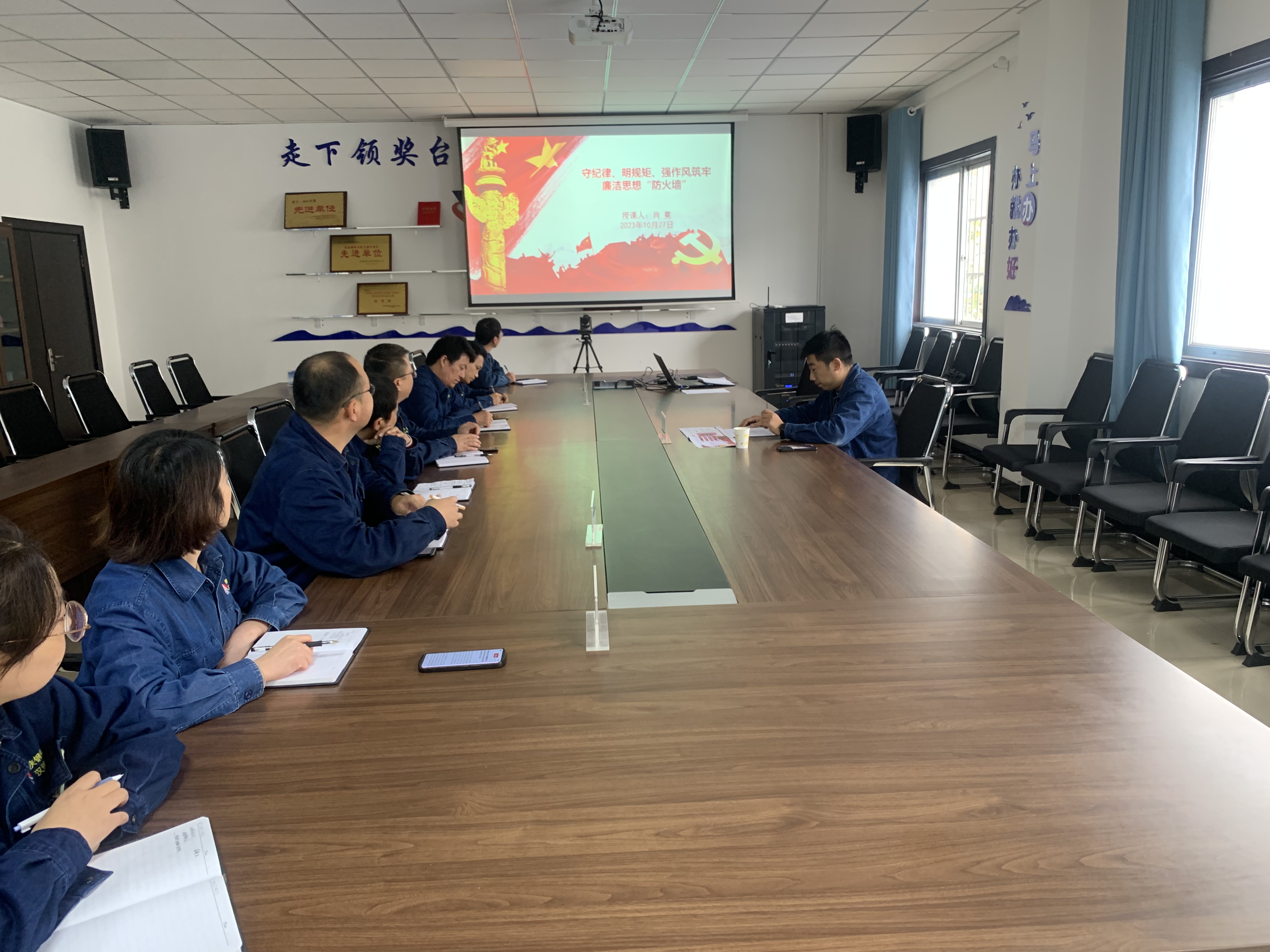 Ҫ�Ѿ�ʾ�����R�ӡ���Ī�ѽ����������¡�