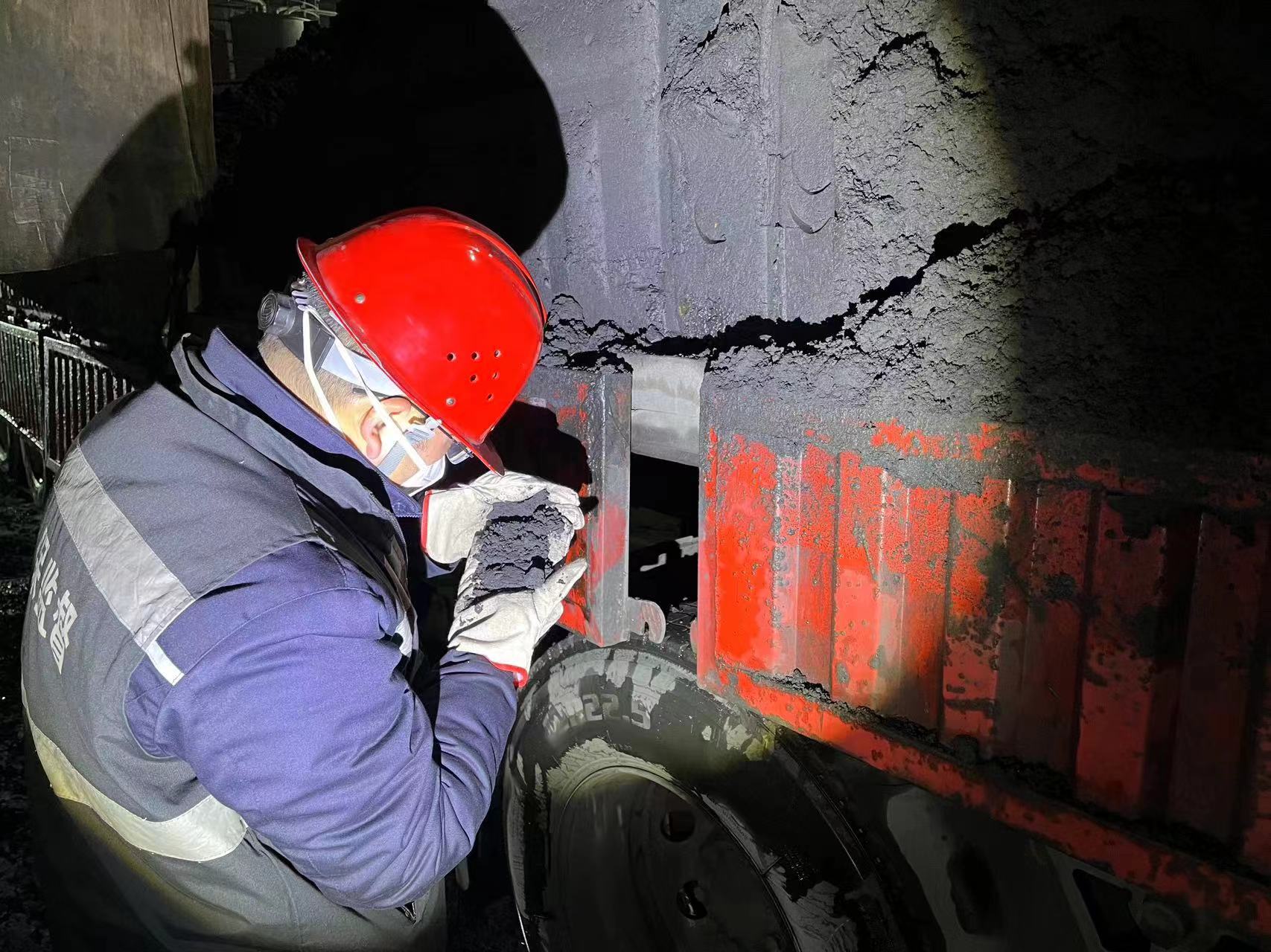 ��á������o�����������E�������_չ���ϻ���S�o��˾����