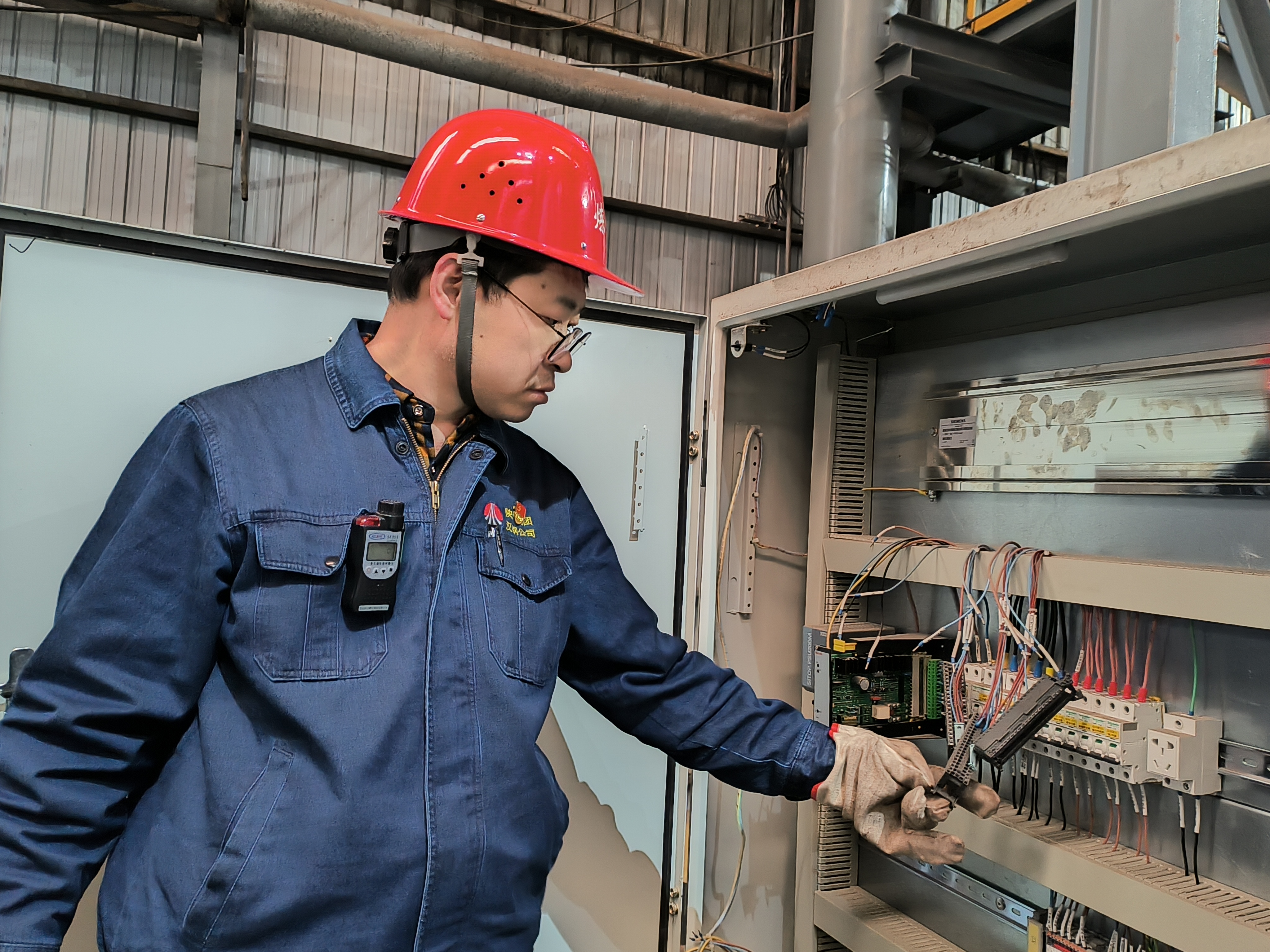 �^����ȫĿ�ˣ��������������С�