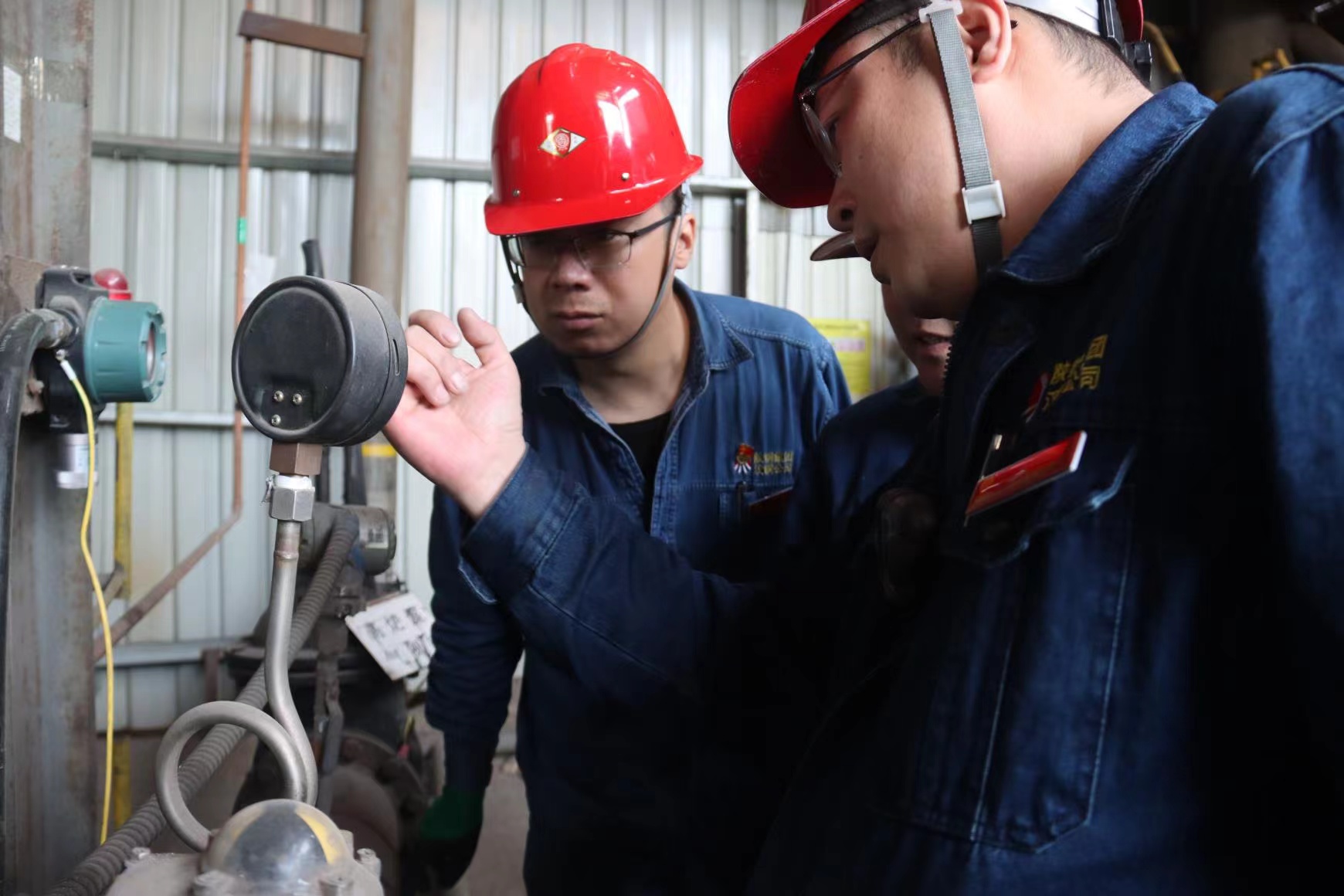 ���¡�Ƕ��ʽ���O����������wȫ��ʽ ��̽�^��