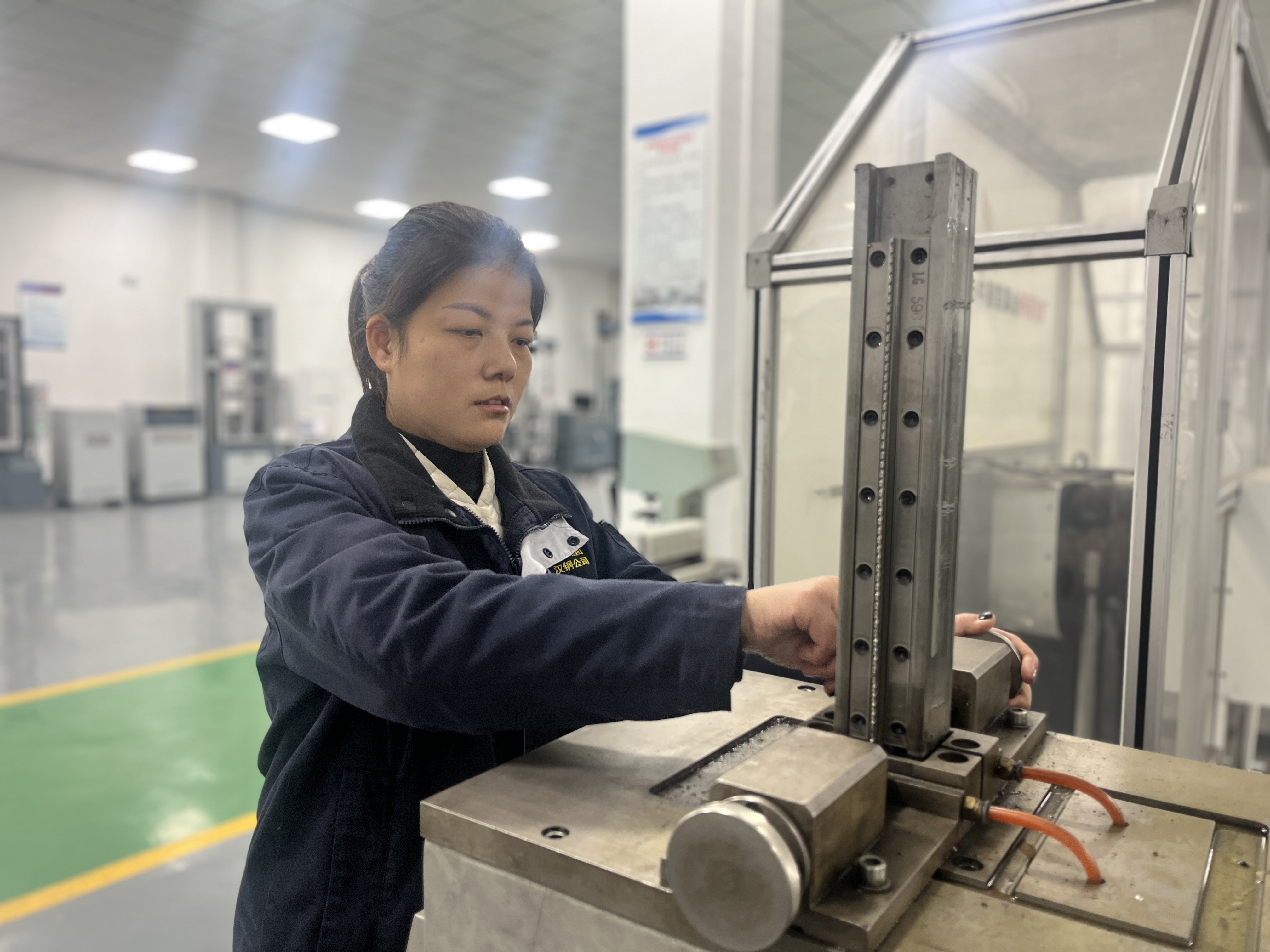 ʹ��������������  �ڳ�����Ч�����