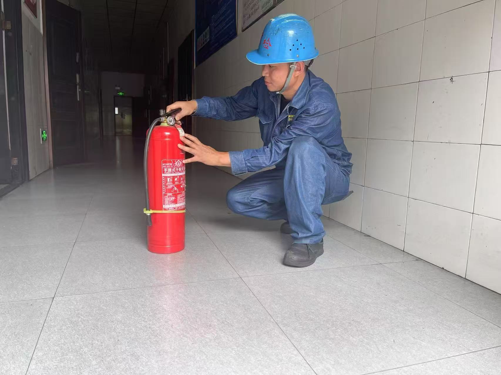 ����ȫ����������γ��У�