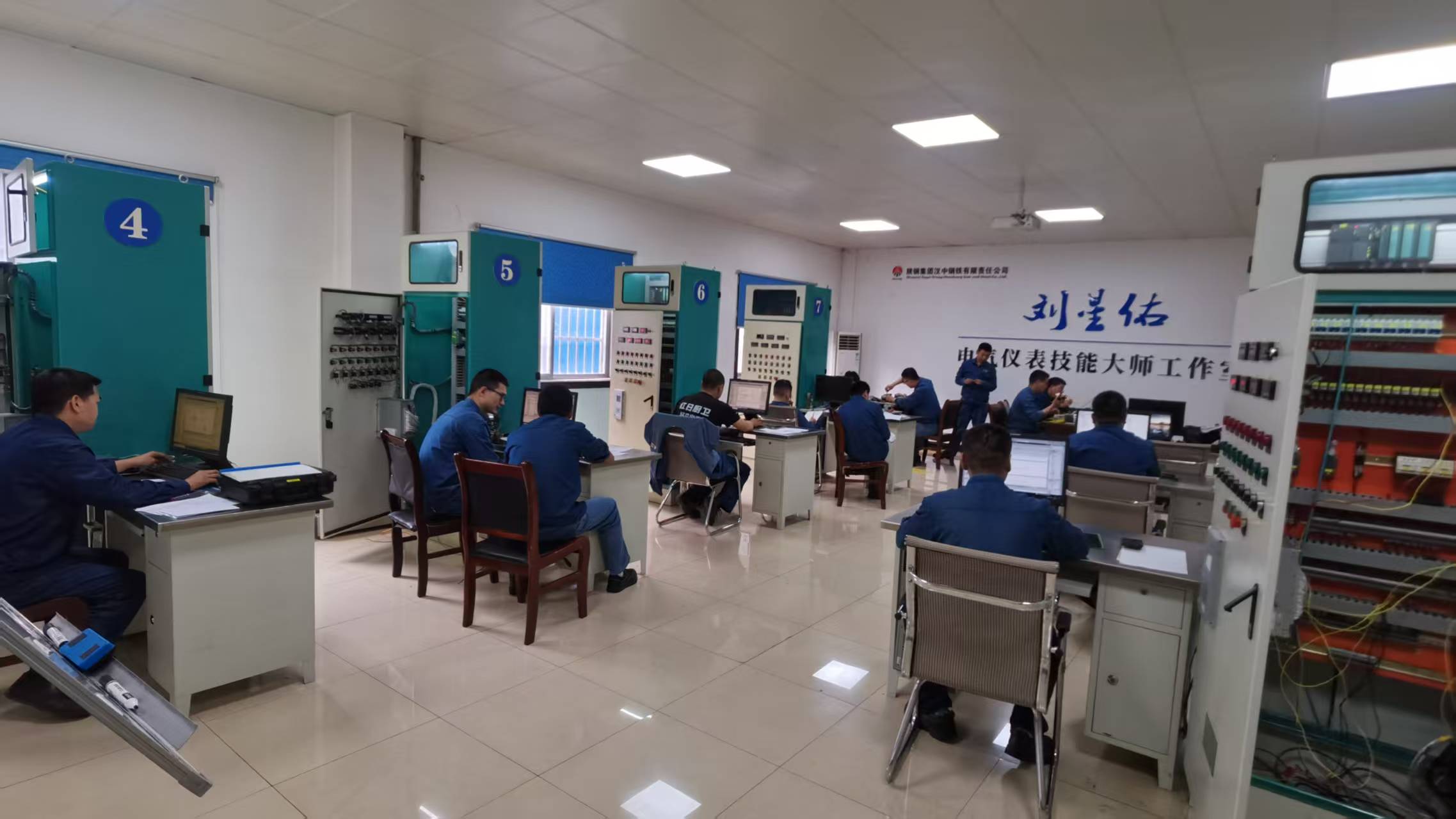 ���h�����������O��z������