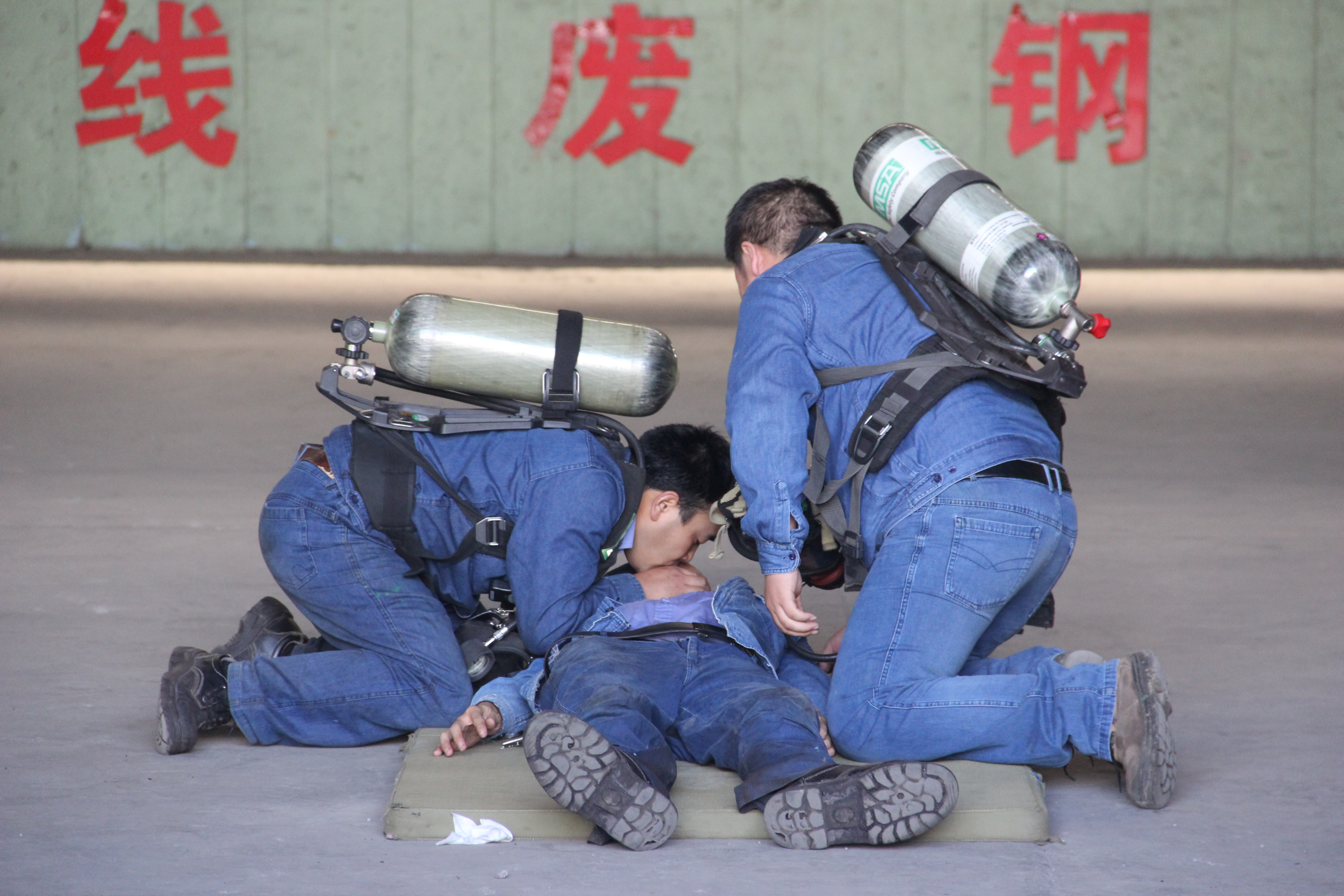 ����Ӝp�˳������ַ�  ���ⰲȫ���a������ʽ��