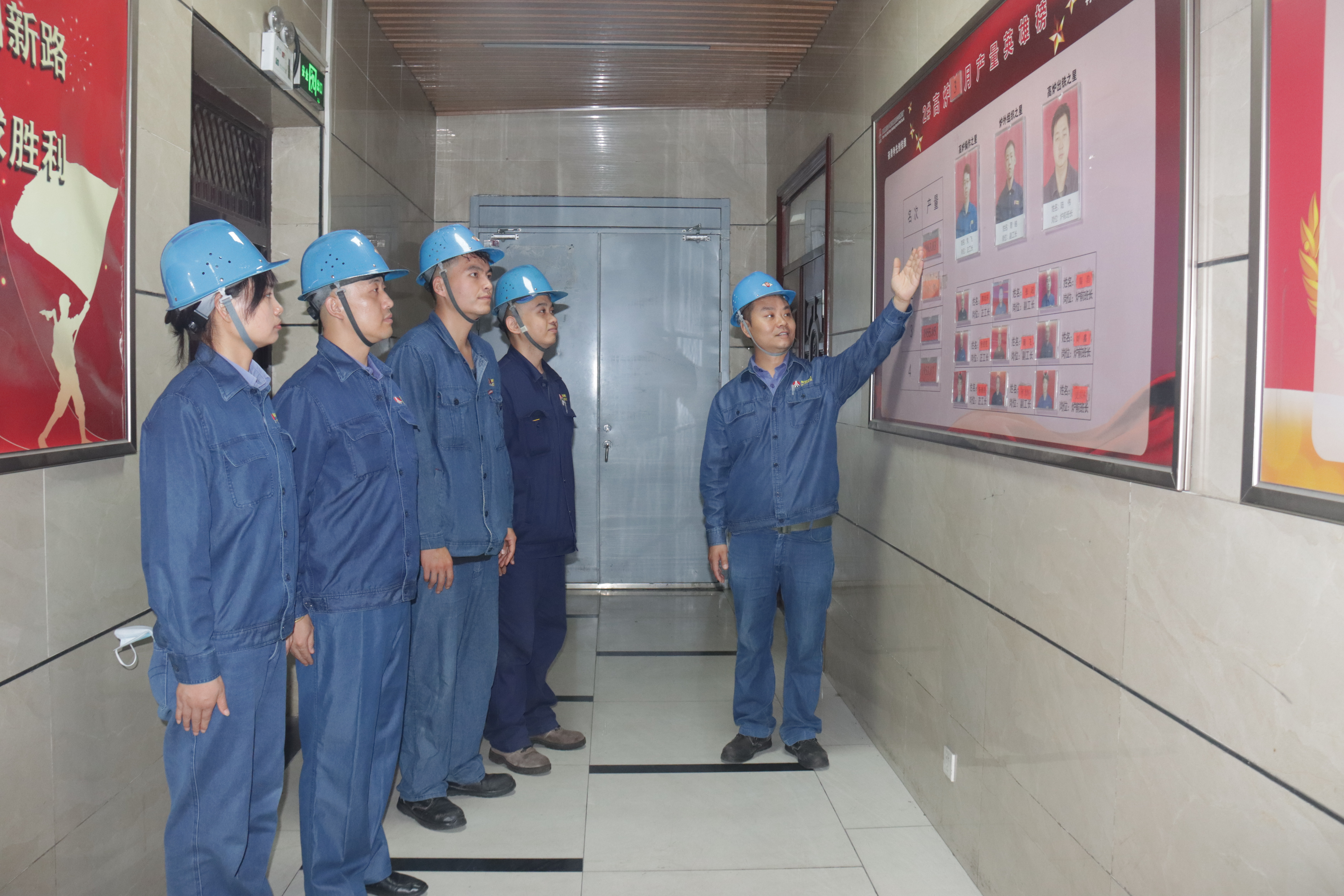 ��������ɫ��Ƭ�� ׌���L(f��ng)���O(sh��)�ġ��^��ȥ�������^��Ӳ��