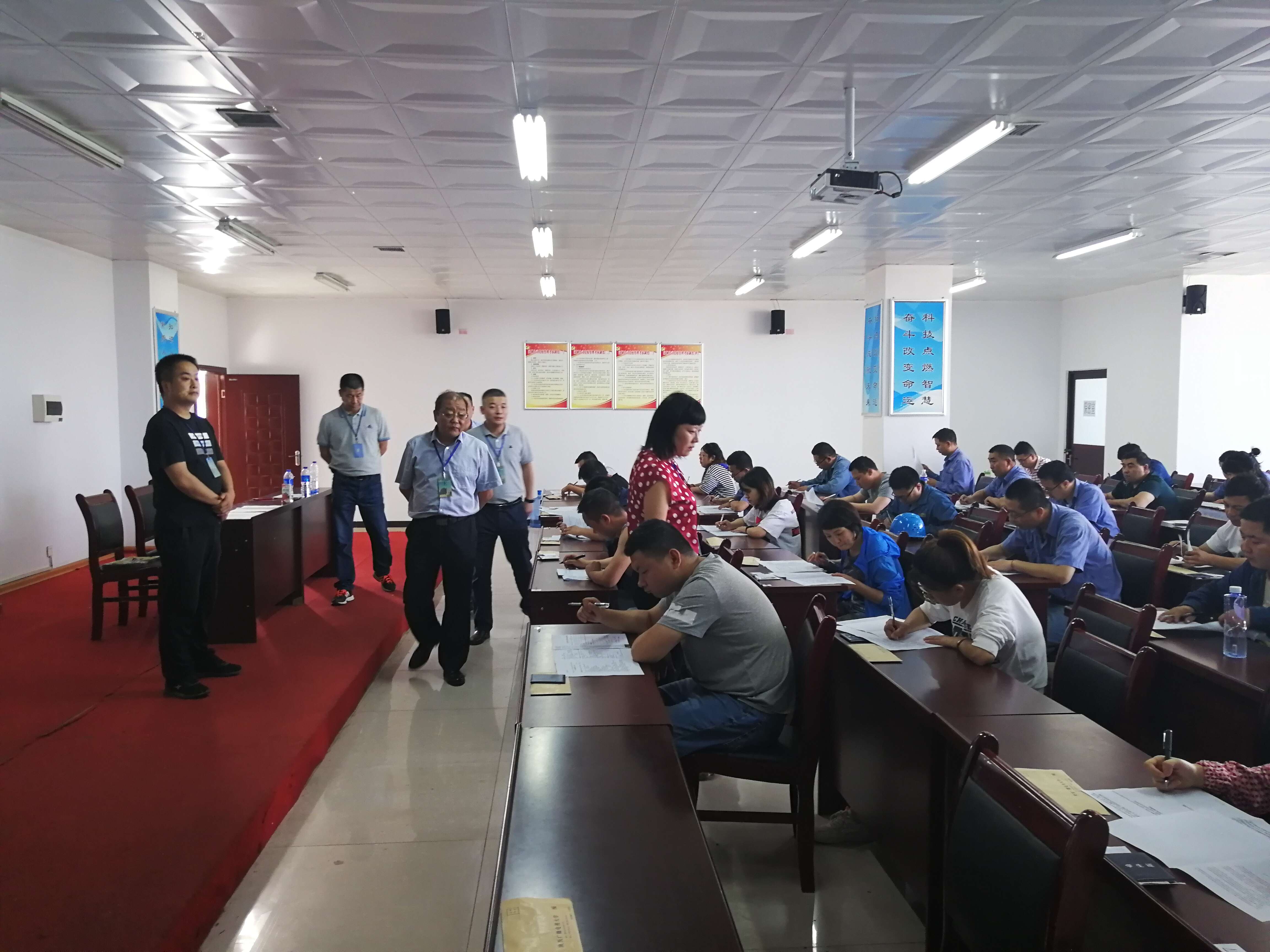 ����֧�˲š��h�늴��״��_�Ž�����������ĩ��ԇ�A�M�Y(ji��)��