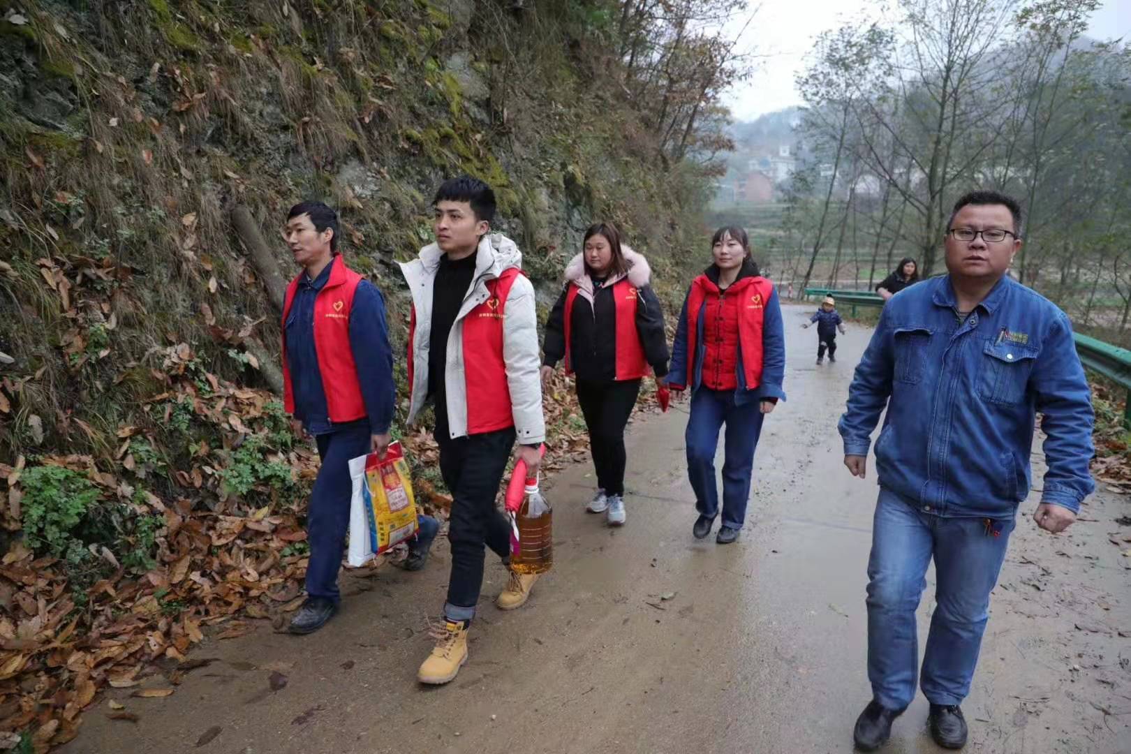 ���F��ӑB���䓝h���������̖�_չ���ഺ��ؚ ����ů�������